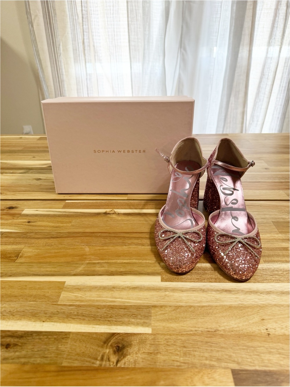 Sophia Webster Pirouette Bow Embellished Glitter Crystal Rhinestone Pumps NEW - Picture 4 of 11